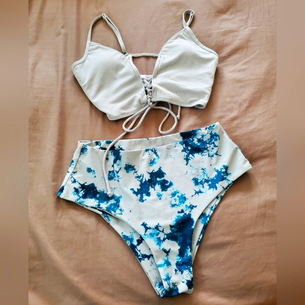 Women's 2 piece swimsuit sz OXL